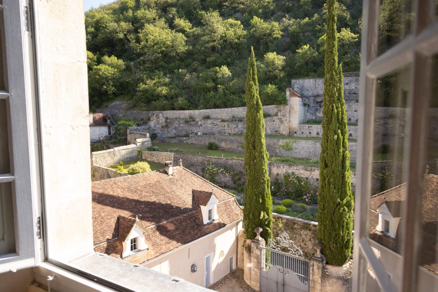 Chateau Larnagol Chambre Hote -Suite Vicomte de CALVIGNAC Garden view-©MalikaTurin-9998WEB