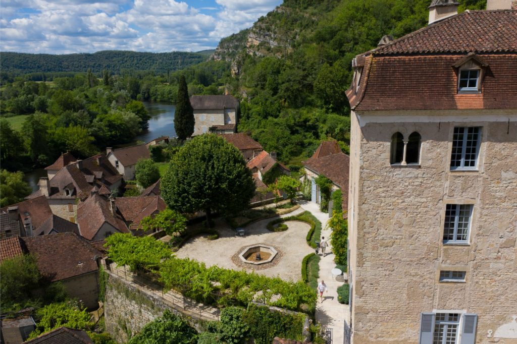 chateau-de-larnagol-dji_0567