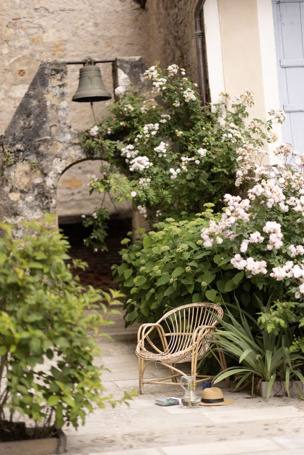 your holiday photo-3-chateau-de-larnagol-malikaturin-0592-web